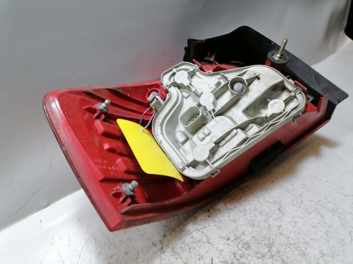 Audi A3 8P original R&uuml;cklicht R&uuml;ckleuchte Schlussleuchte rechts 3-T&uuml;rer Bj.2004